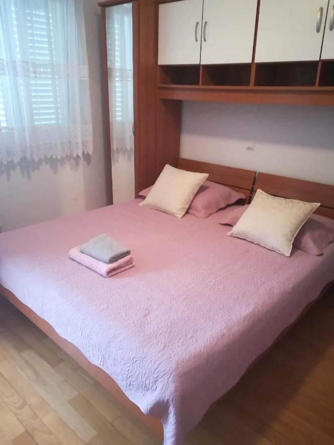 Apartments By The Sea Novalja, Pag - 17973 Exterior foto
